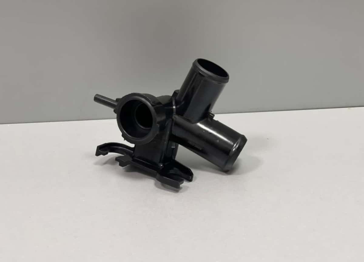 Thermostat housing for Hyundai Elantra 2014-2015 restyle - Tenderyard