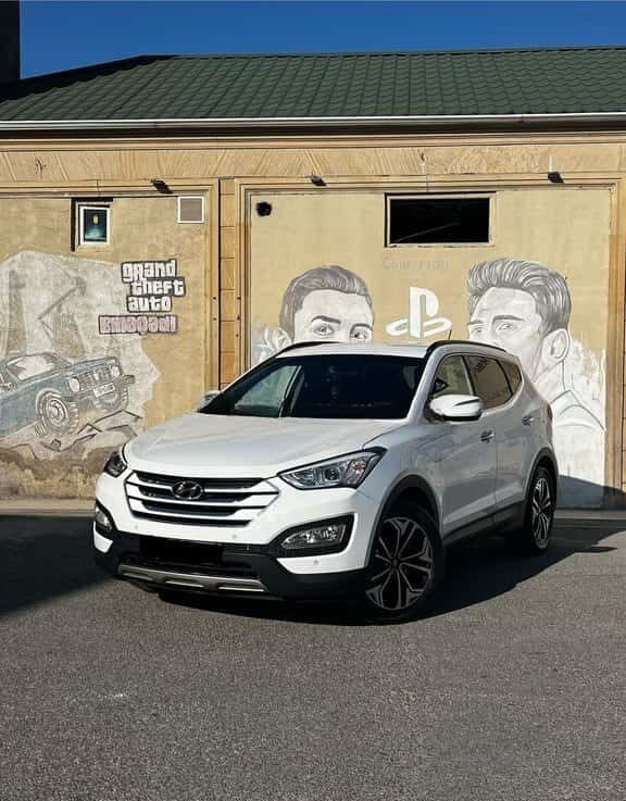 Hyundai Santa Fe, 2013 il, 197000 km, 2000 L - Tenderyard