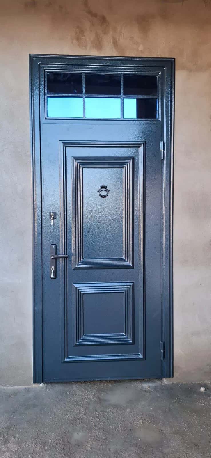 Metal entrance door - Tenderyard