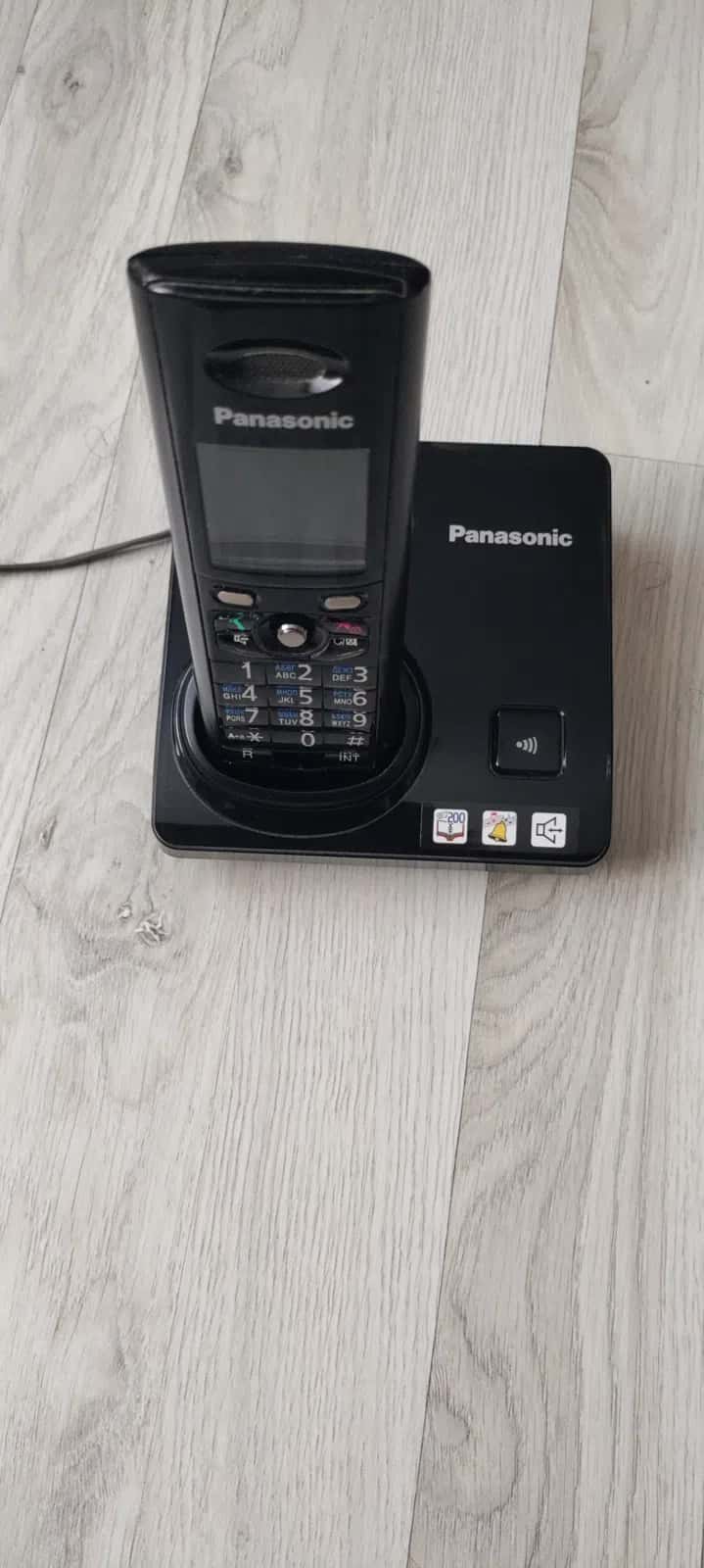 Desktop phone Black color, Tabletop - Tenderyard
