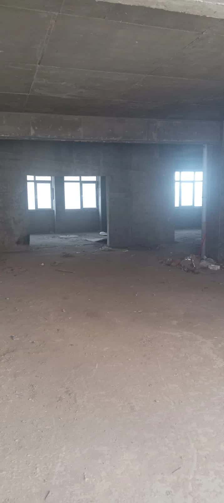 204 m² Təmirsiz obyekt satılır - Tenderyard