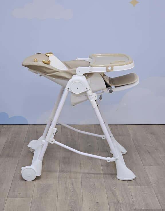 Unisex baby high chair, Beige color - Tenderyard