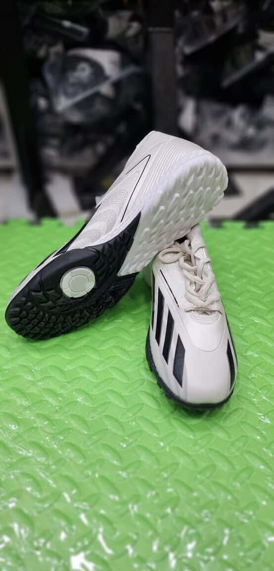 Trecero Football Boots - Tenderyard