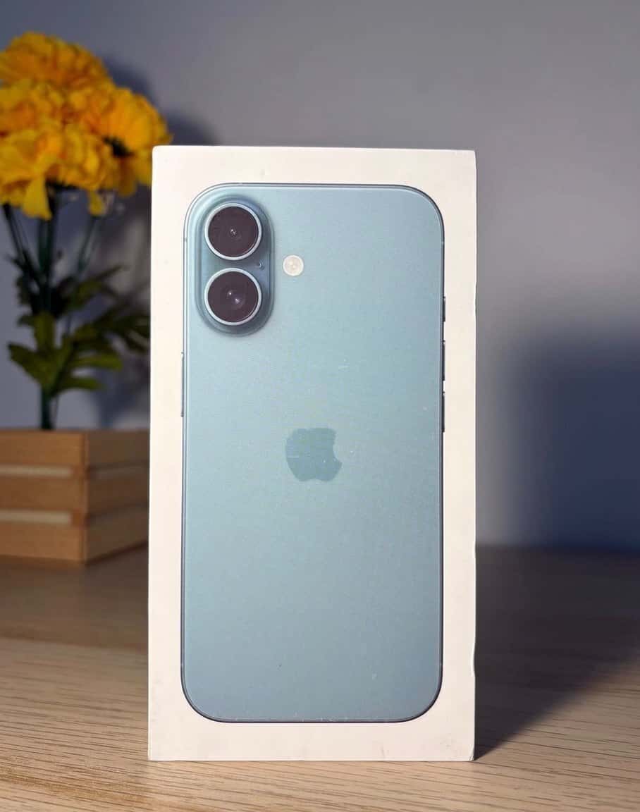Apple iPhone 16, 8 GB - Tenderyard