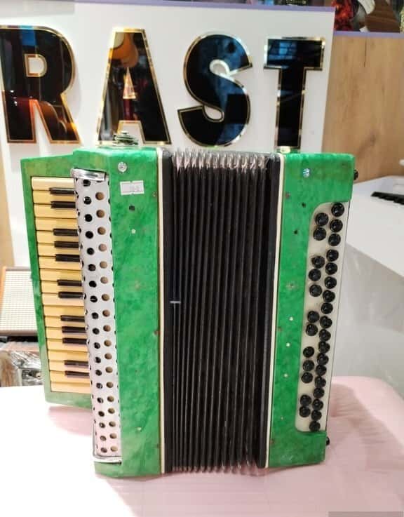 Garmon musical instrument - Tenderyard