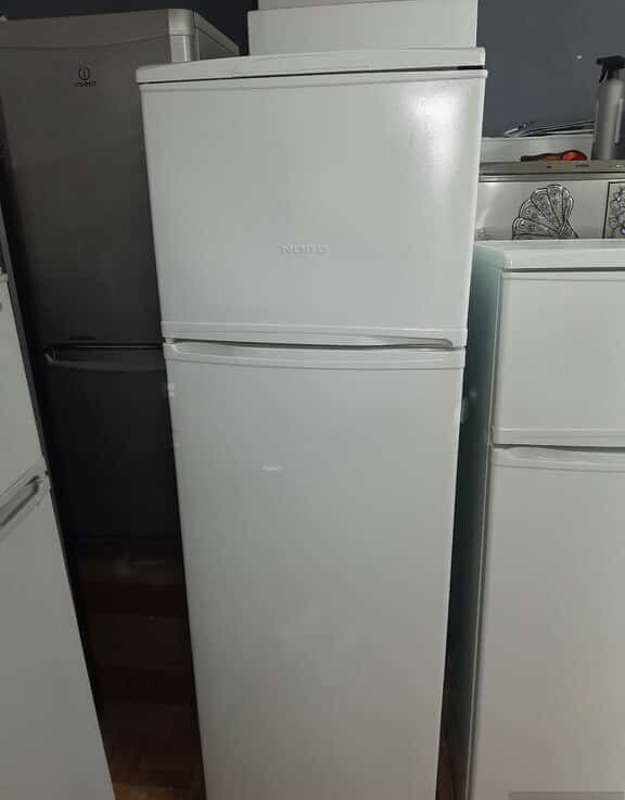 Indesit refrigerator - Tenderyard