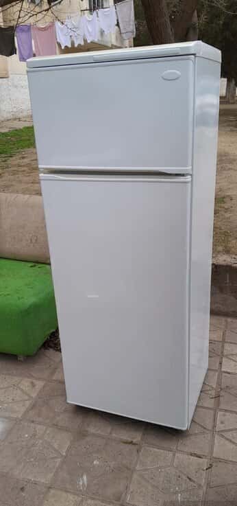 Indesit refrigerator - Tenderyard
