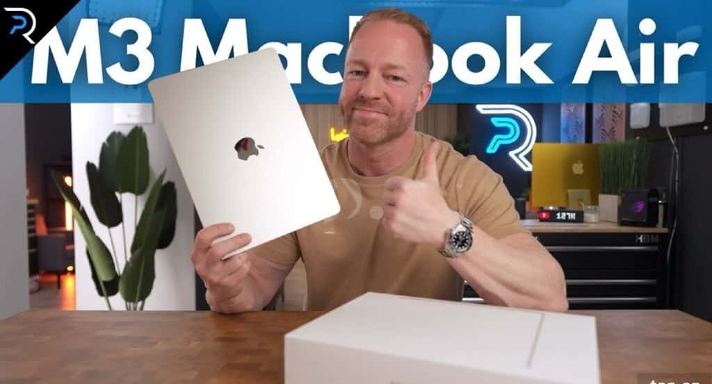Apple laptop, Gold color - Tenderyard