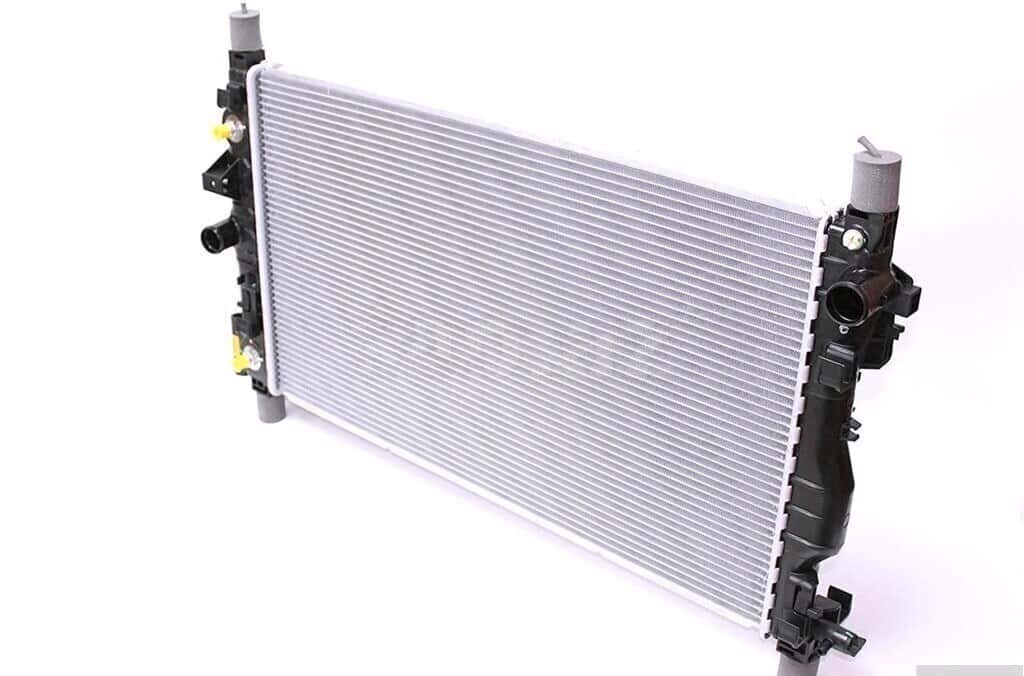 Radiator Chevrolet Cruze, Aveo, Malibu, Trax, Equinox - Tenderyard