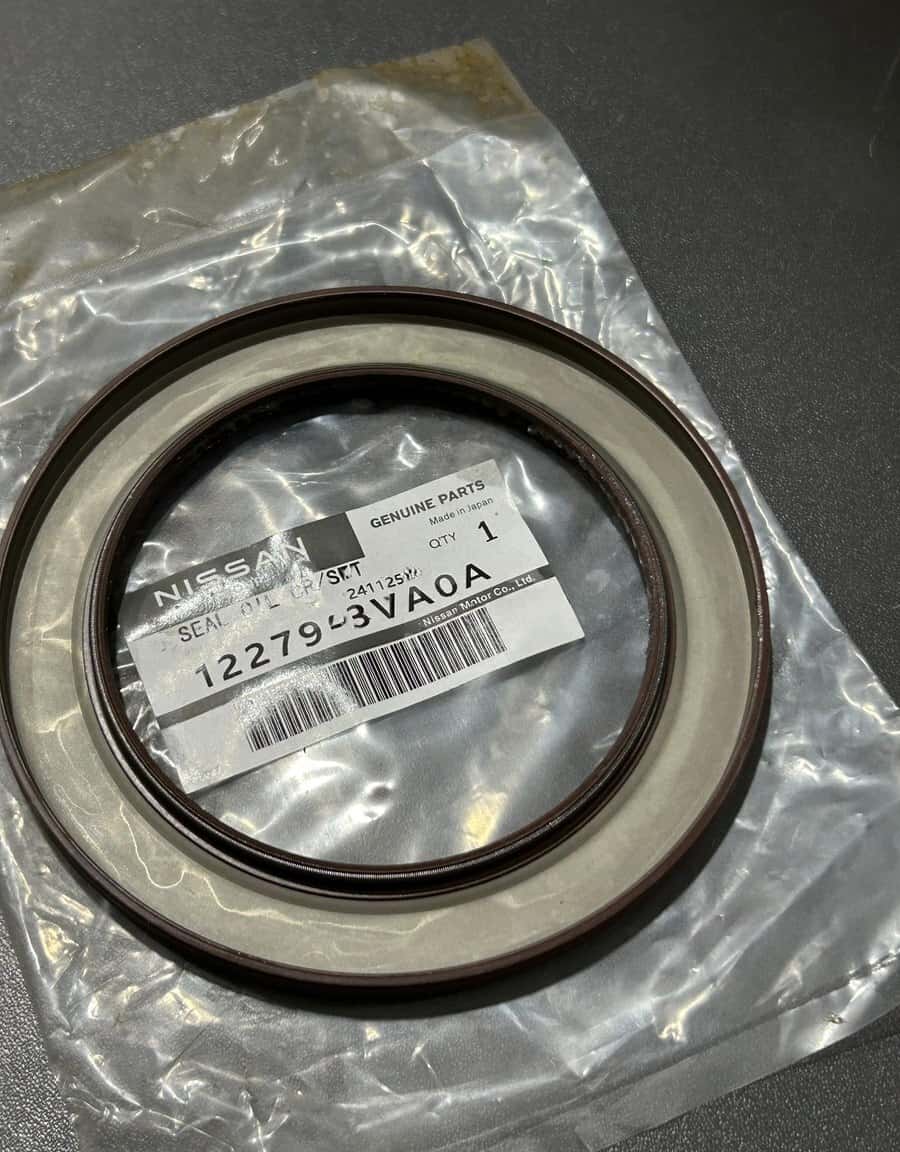 Arxa kipkəc (salnik) Nissan 12279-3va0a - Tenderyard