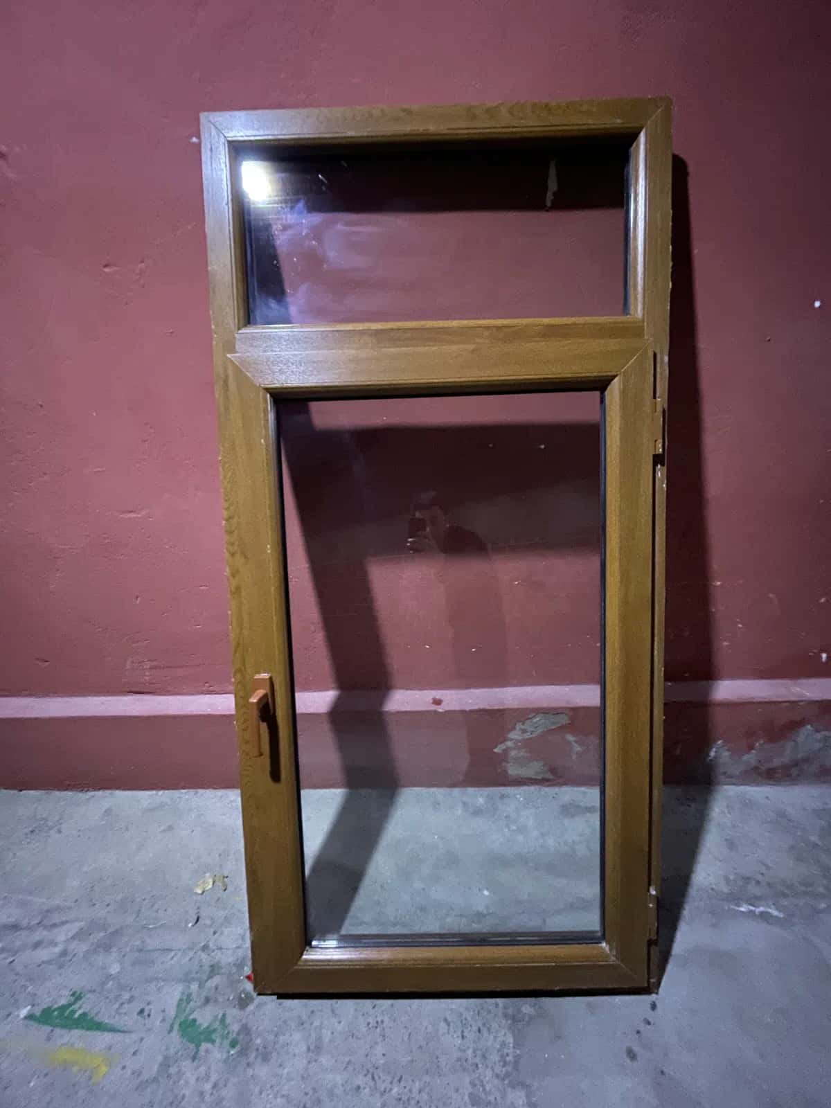 Window plastic wood-colored PVC - Tenderyard
