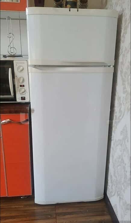 Indesit refrigerator - Tenderyard