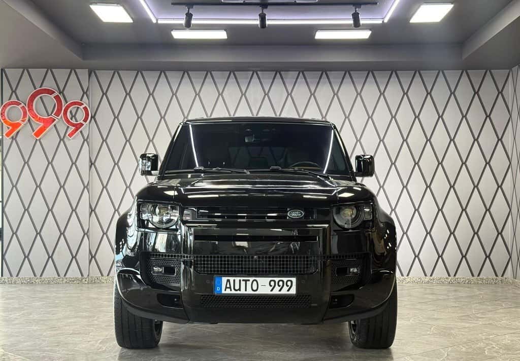 Land Rover Defender, 2023 year, 63300 km, 3 L - Tenderyard