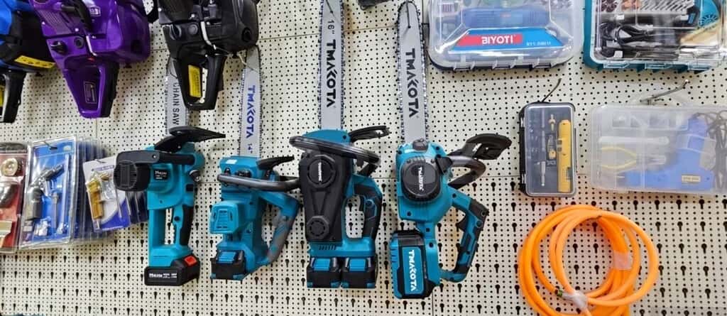 Cordless saw - Tenderyard