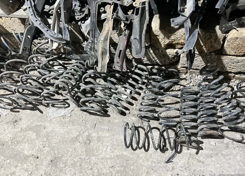 Car springs for Toyota, Nissan, Lexus and Infiniti - Tenderyard