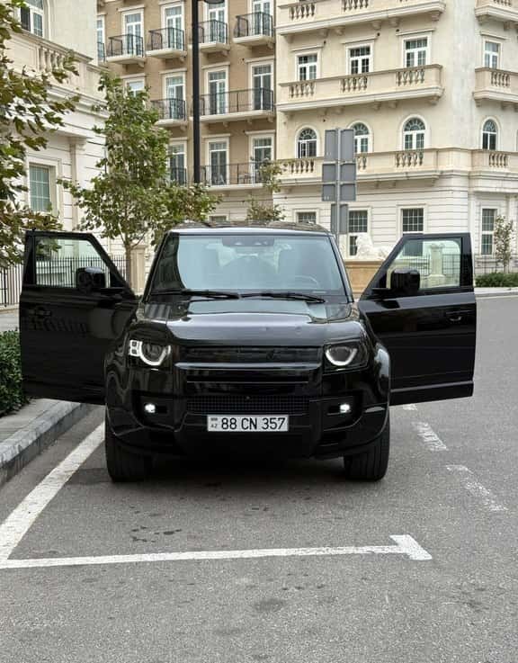 Land Rover Defender, 2021 year, 79000 km, 3 L - Tenderyard
