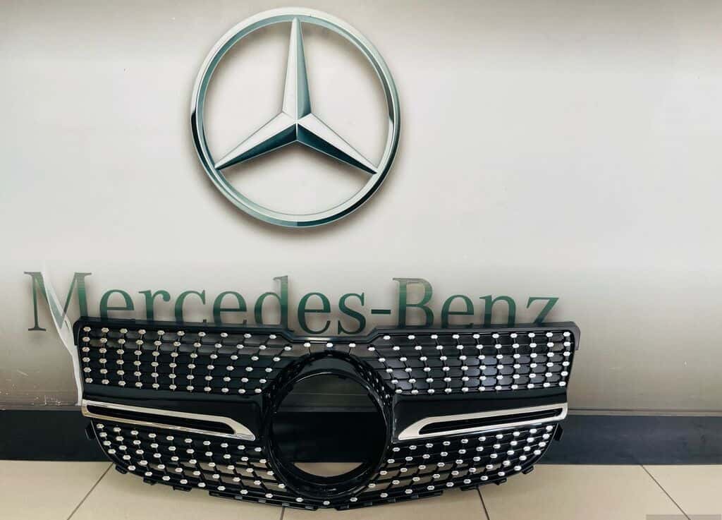 Radiator grille Mercedes W447 2015-2020 chrome black - Tenderyard