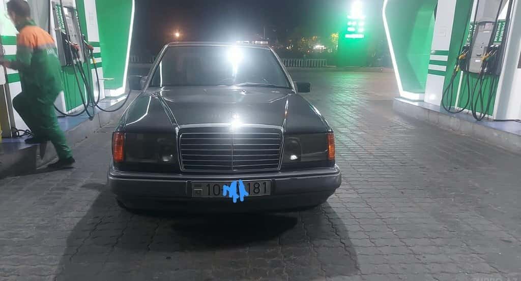 Mercedes 230 E, 1992 il, 465000 km, 2300 L - Tenderyard