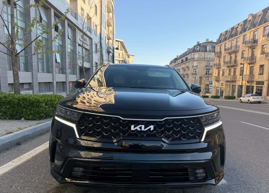 Kia Sorento, 2023 il, 93000 km, 1.6 L - Tenderyard