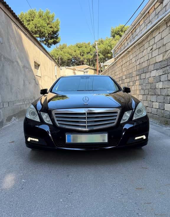 Mercedes E 250, 2009 год, 343 км, 2100 л - Tenderyard