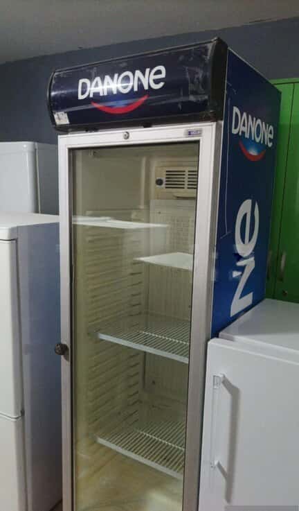 Refrigerated display case - Tenderyard