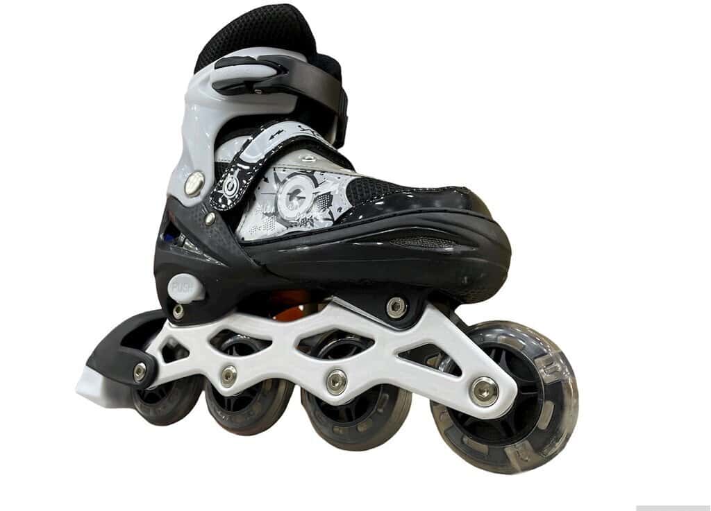 Adjustable Roller Skates (Size 34-38) - Tenderyard
