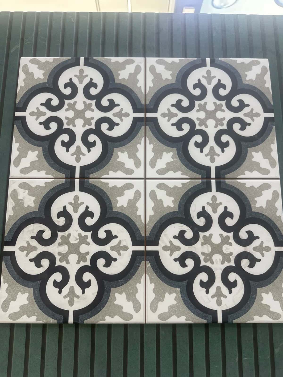 Decorative ceramic tile - Tenderyard