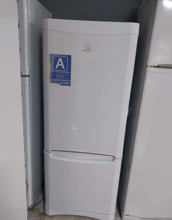 Indesit refrigerator - Tenderyard