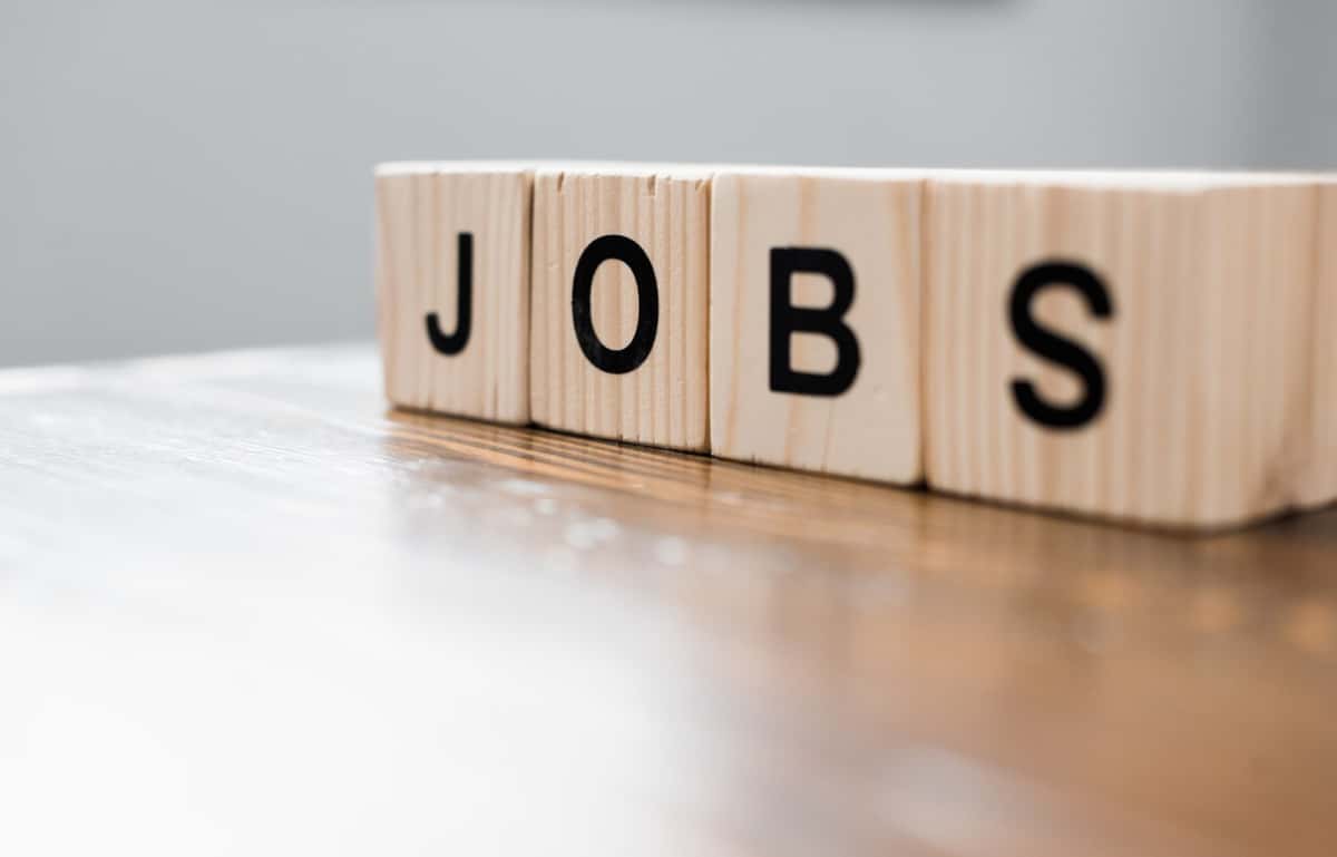 Marketing and advertising employee - Tenderyard