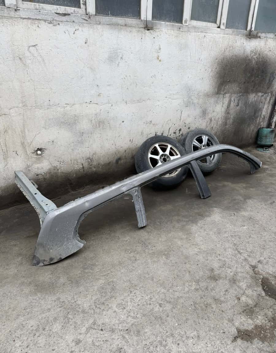 Shock absorber strut for Lexus GX460 and Toyota Prado 150 - Tenderyard