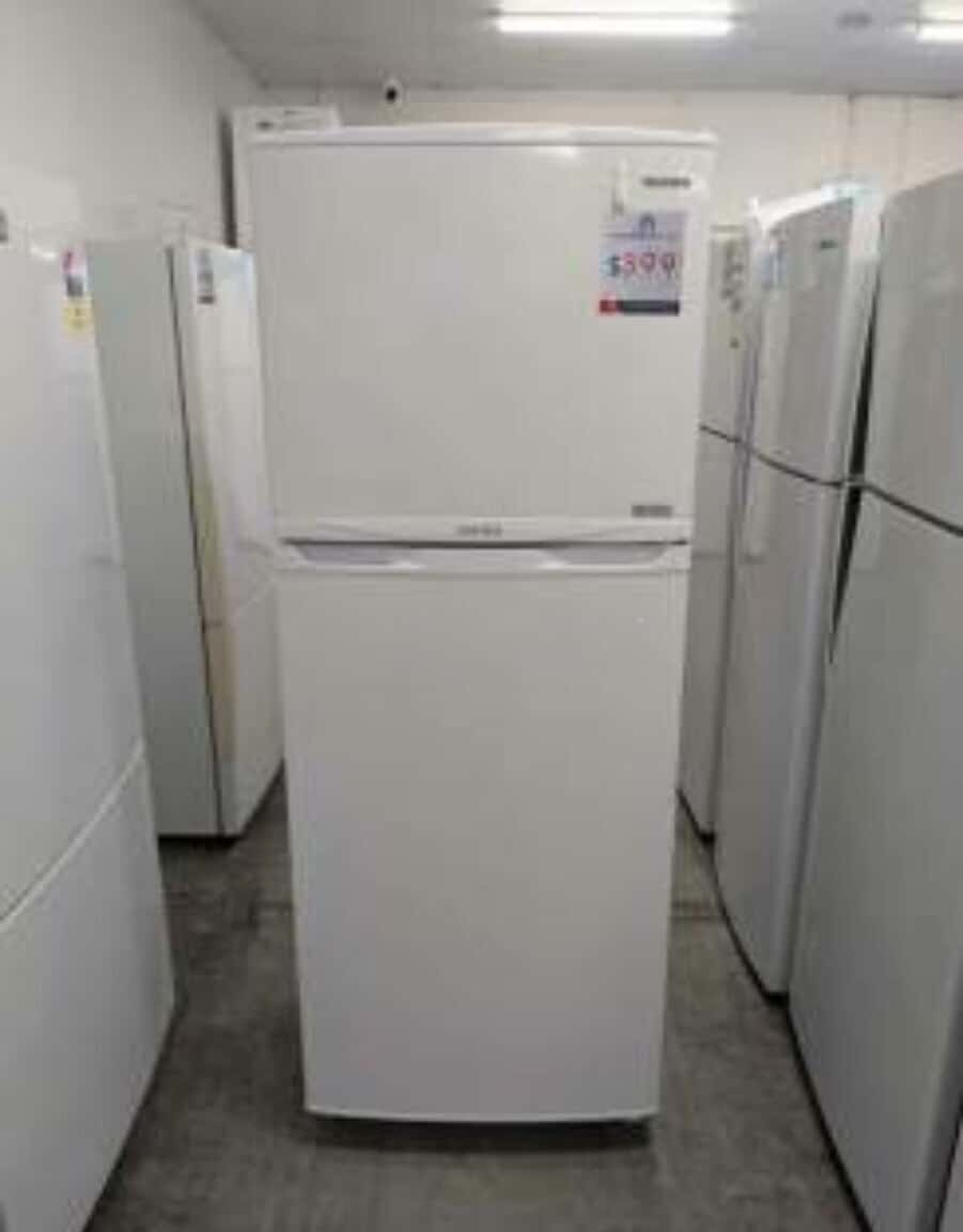 Indesit refrigerator - Tenderyard