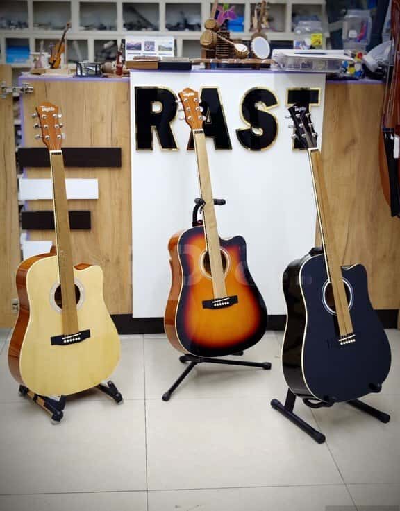 Acoustic guitar, 11-string - Tenderyard