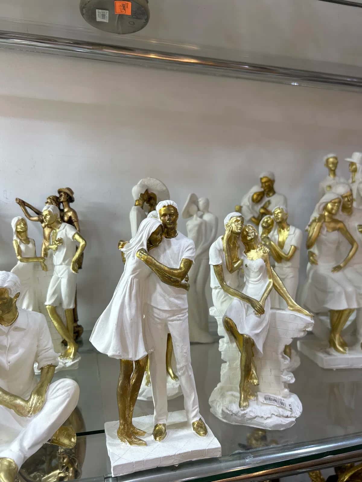 Suvenir sevgililər heykəli - Tenderyard
