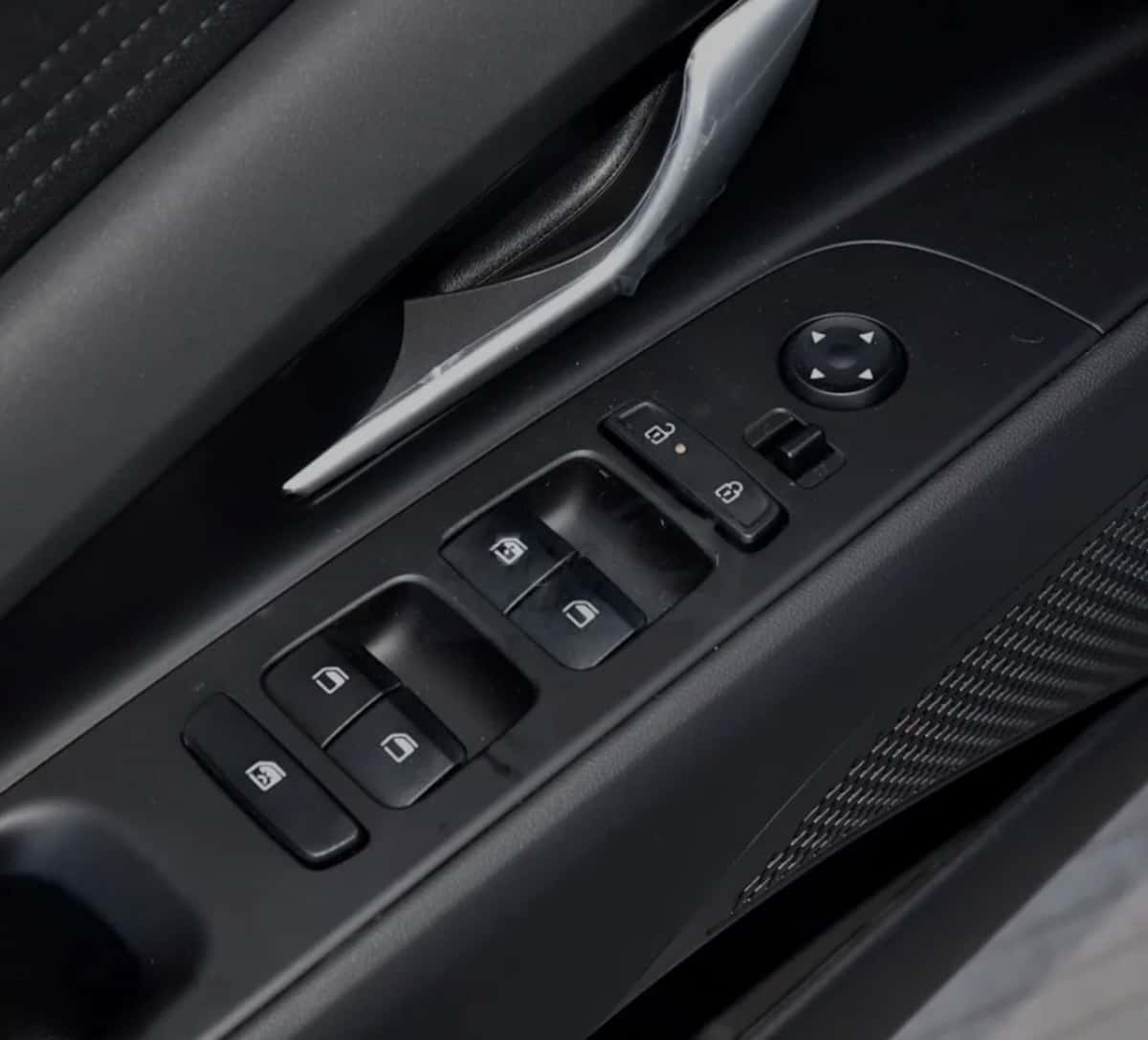 Window switch control panel for Hyundai Elantra, Creta, Grand, i10 - Tenderyard
