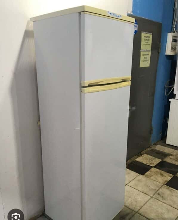 Indesit refrigerator - Tenderyard