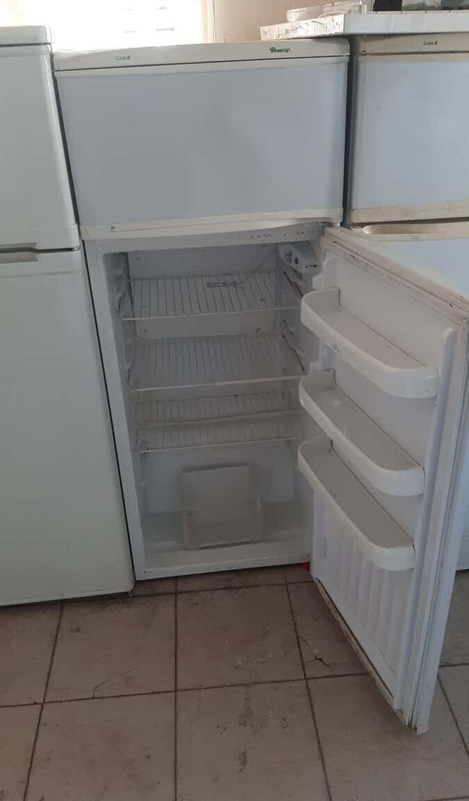 Indesit refrigerator - Tenderyard