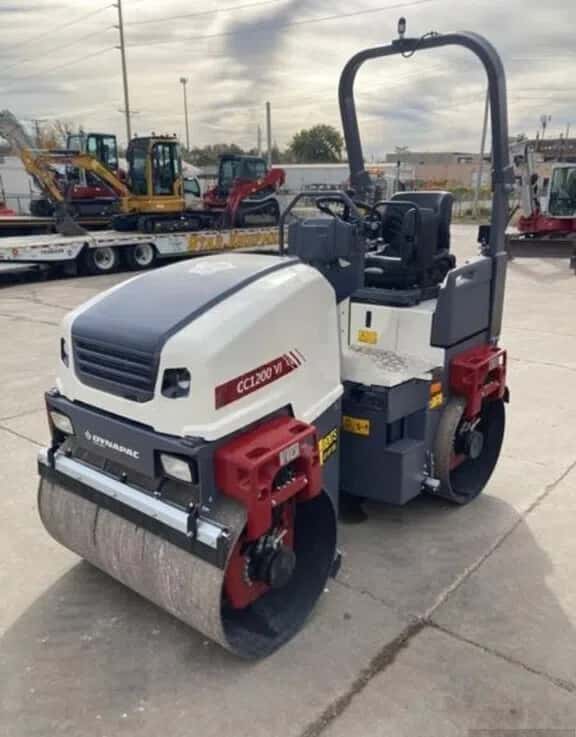 Вибрационный каток Dynapac CC1250, 2023 год - Tenderyard