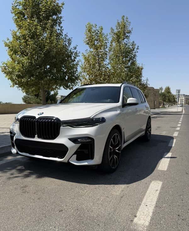 BMW X7, 2021 г., 53500 км, 3000 л - Tenderyard