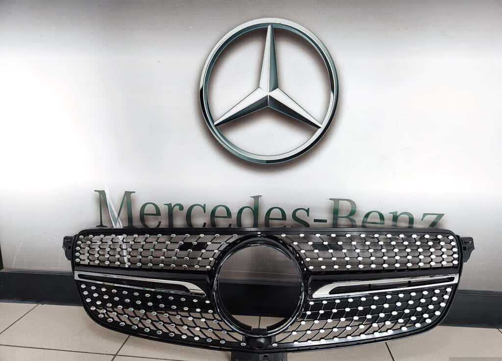 Radiator barmaqlığı Mercedes GLE-Class W166 (2015-2019) - Tenderyard