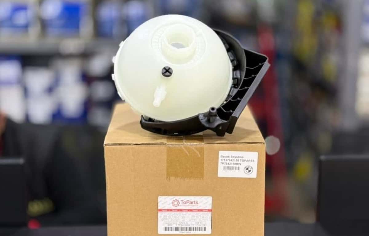 Coolant expansion tank BMW F30 - Tenderyard