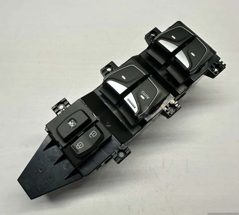Window switch control panel for Hyundai Santa Fe - Tenderyard