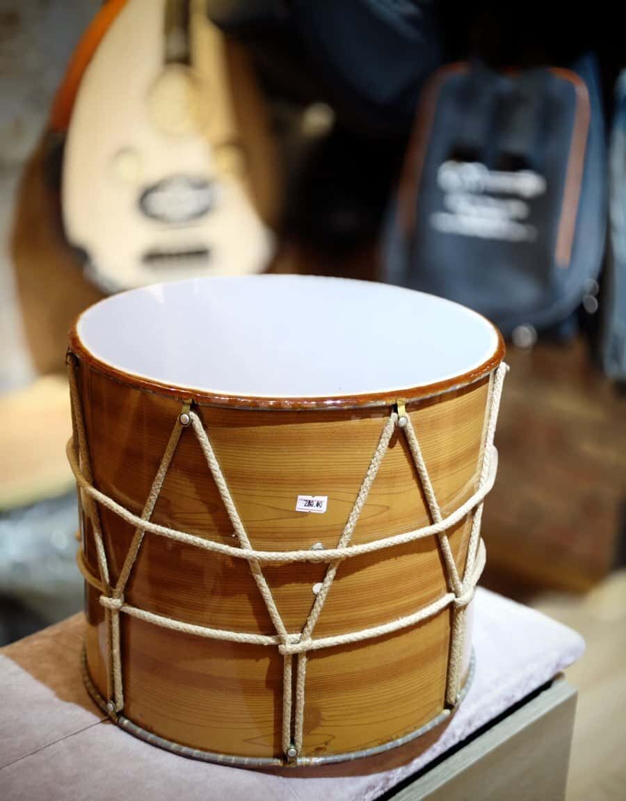 Drum with microphone - Tenderyard