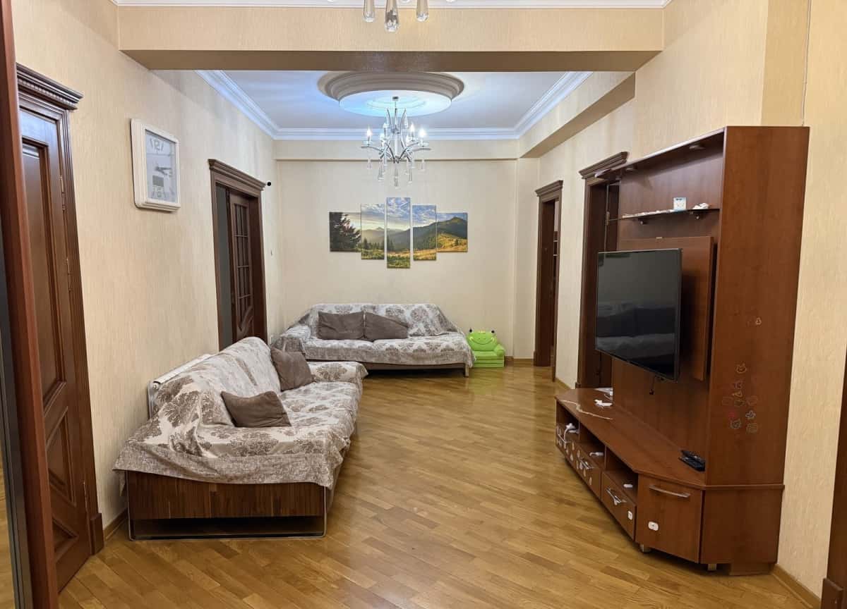 3 otaqlı mənzil 135 m² satılır - Tenderyard