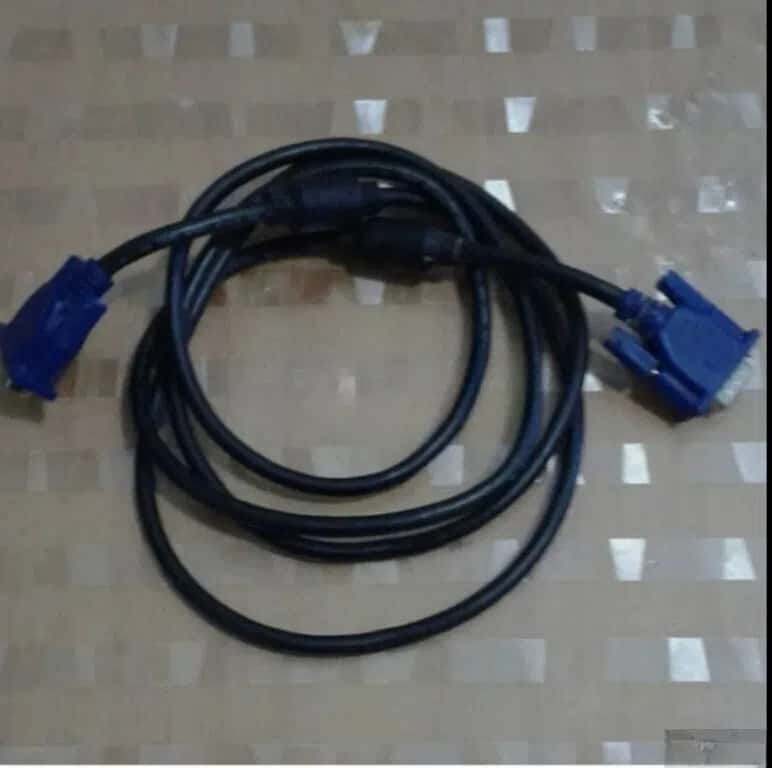 Black data cable, AUX - Tenderyard