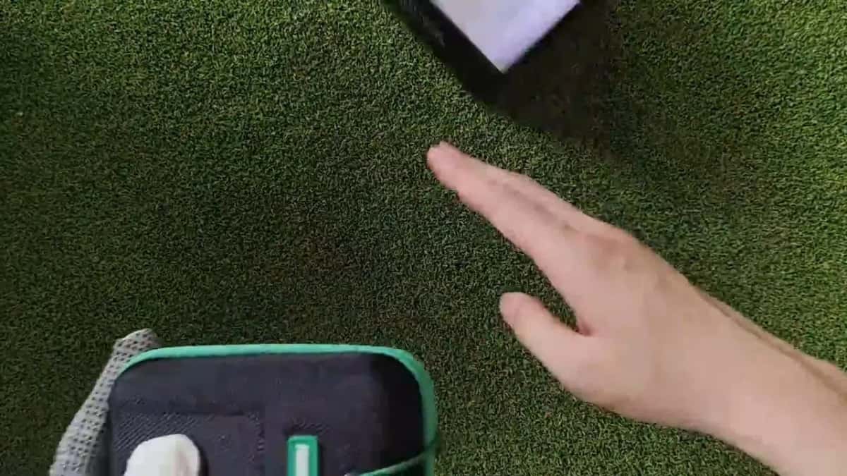 Laser rangefinder for golf - Tenderyard