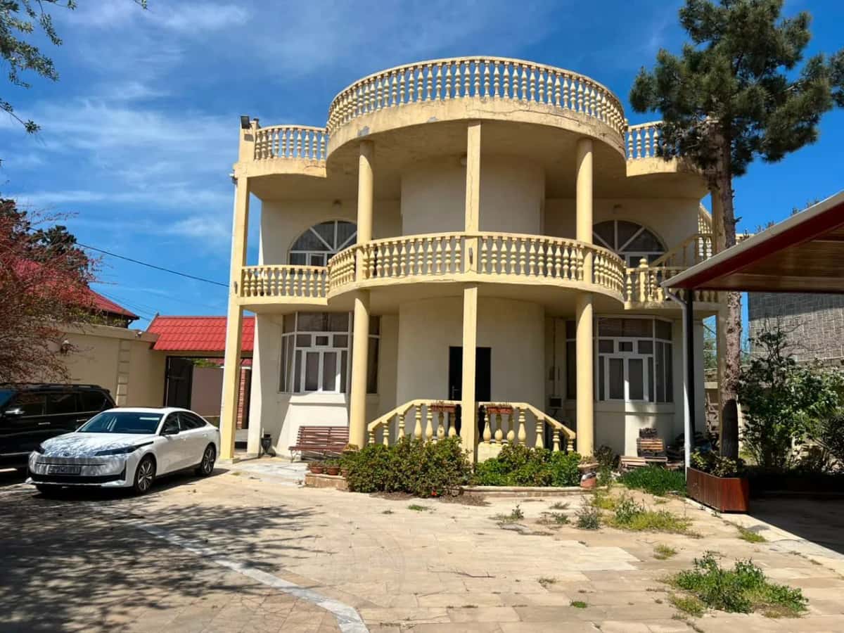 5 otaqlı bağ evi 300 m² satılır - Tenderyard
