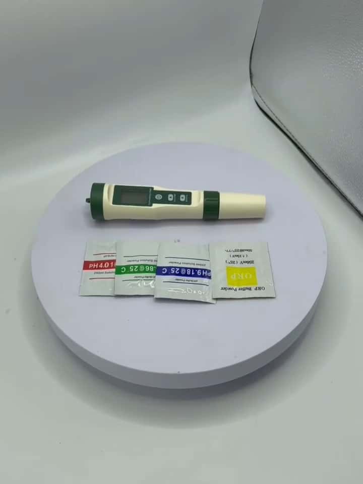 9-in-1 water quality tester - Tenderyard