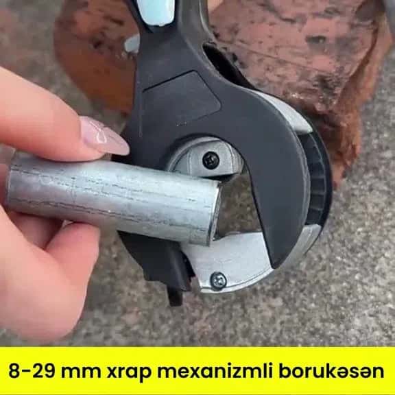 Ratchet mechanism pipe cutter hand tool - Tenderyard
