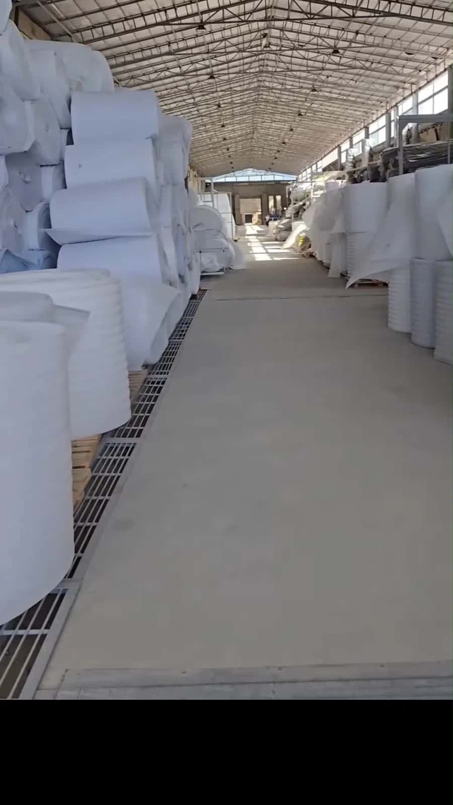 Non-foil insulation rolls - Tenderyard