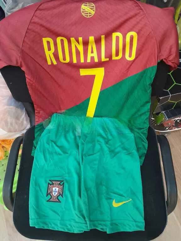 Ronaldo football jersey set (jersey + shorts) - Tenderyard